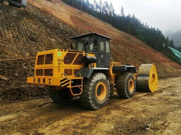 中交二航局新建广西省南丹县至天峨县高速项目